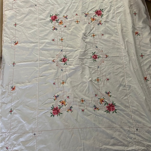 Vintage embroidered floral tablecloth